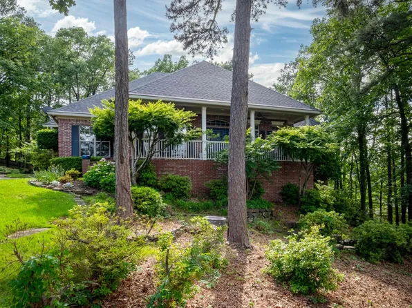 2606 Valley Park Dr, Little Rock, AR 72212