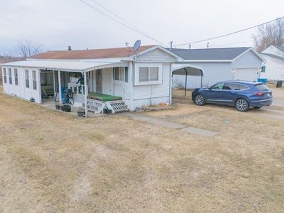 11091 W Shore Dr, Houghton Lake, MI, 48629