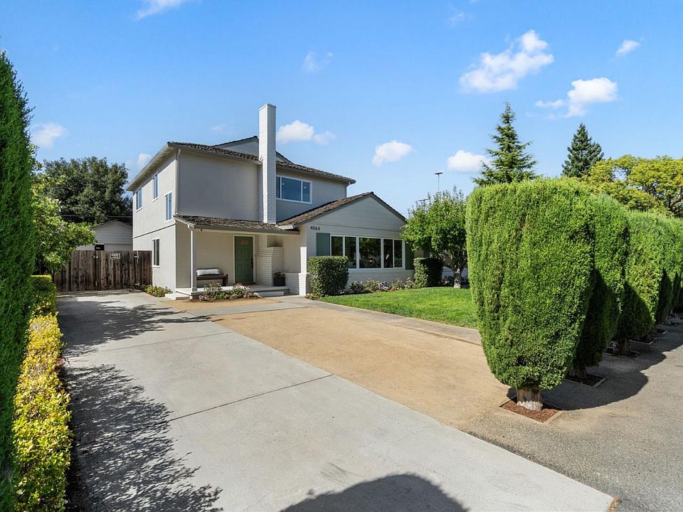 1st image of 4064 Solana Dr