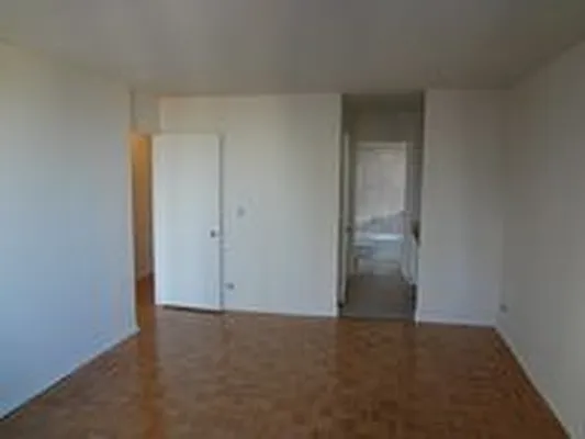 Rented by Royal Operation System | media 39