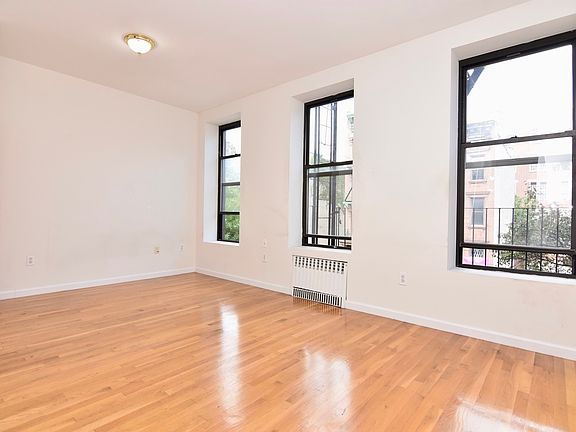 2nd image of 26 E 127th St APT 3F
