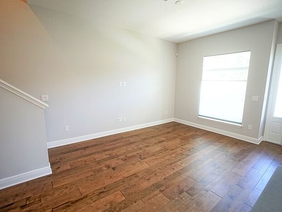 5th image of 115 N Arrawana Ave Unit 12