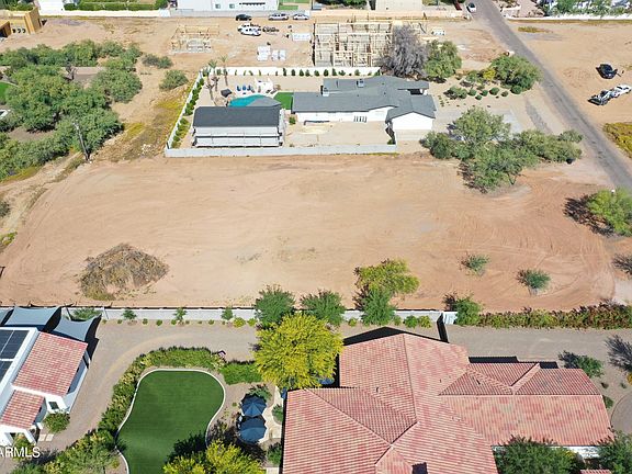 3rd image of 7326 E JENAN Drive #-