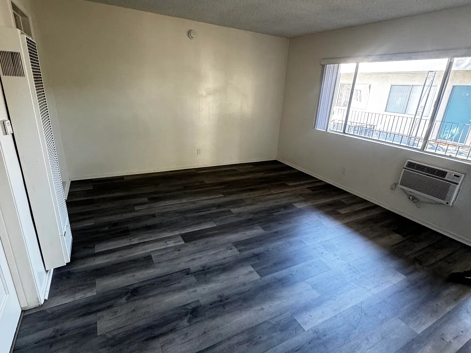 Campus Apartments — Photo 4