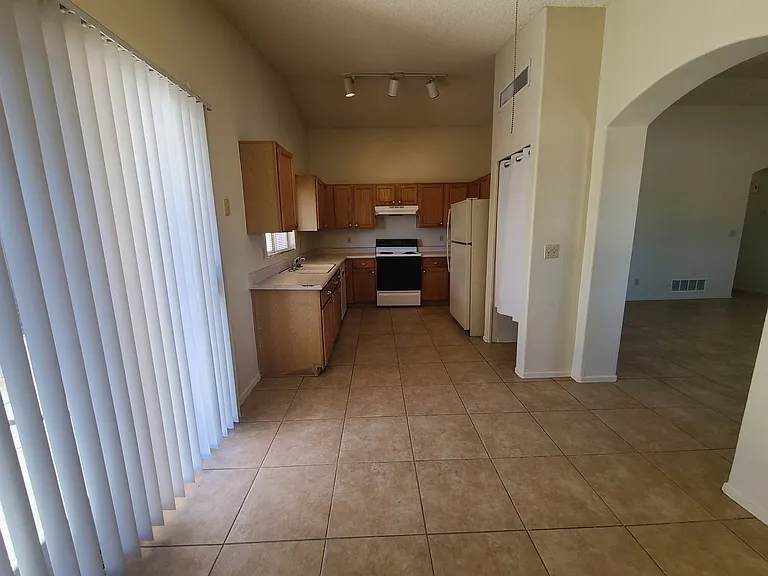 8896 E Apple Tree Dr — Photo 5