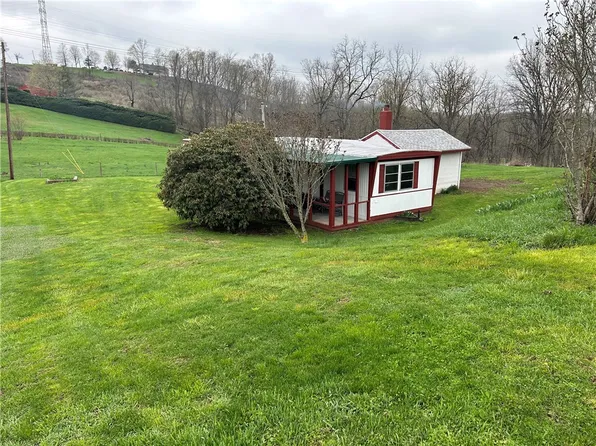 211 Rees Ln S, West Newton, PA 15089