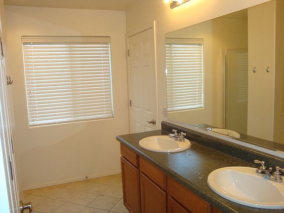 4th image of 4151 E Shadow Branch Dr