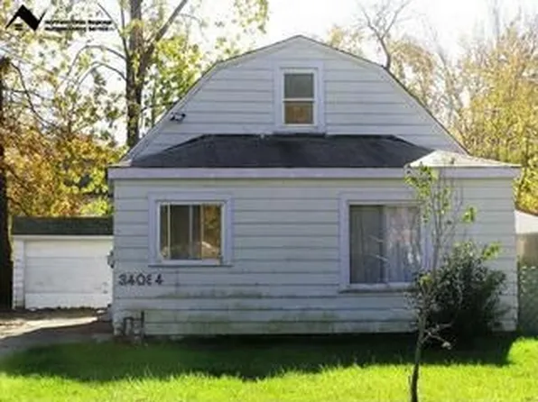 34084 Victor Dr, Eastlake, OH 44095