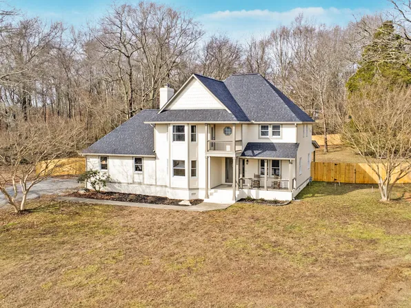 13011 Susan Ln, Soddy Daisy, TN 37379