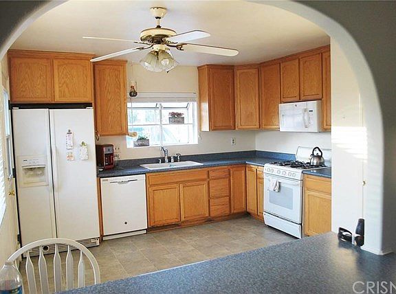 4th image of 20454 Cedarcreek St