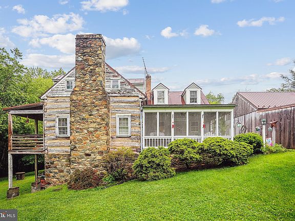 3rd image of 14732 Rose Hollow Ln