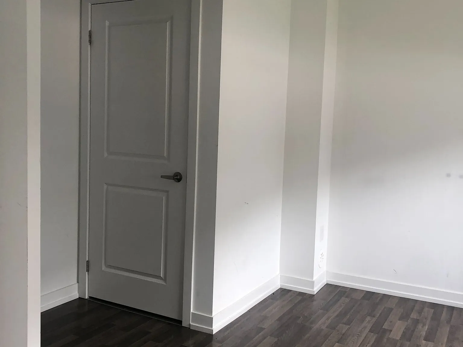 3 bed, $2,900 — Photo 2