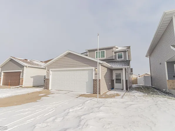 6830 17th St S, Fargo, ND 58104