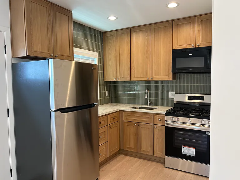 11015 S Burl Ave #A — Photo 4