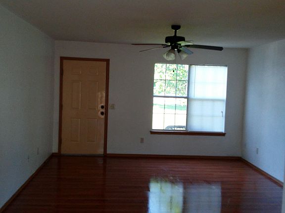 Entrance/Living Room