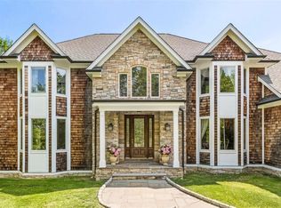 76 Indian Wells Rd, Brewster, NY 10509