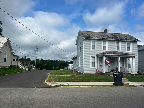 3rd image of 148 S Maple Hts