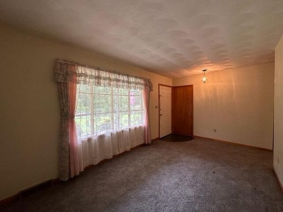 3rd image of 5711 Scenic Hills Dr