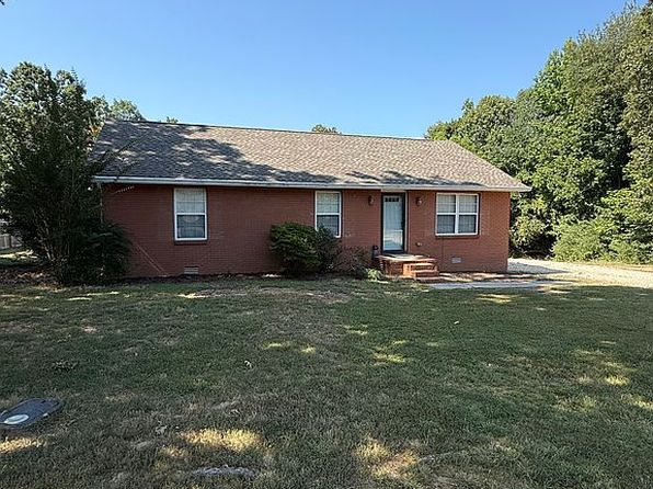 805 Herbert Cv