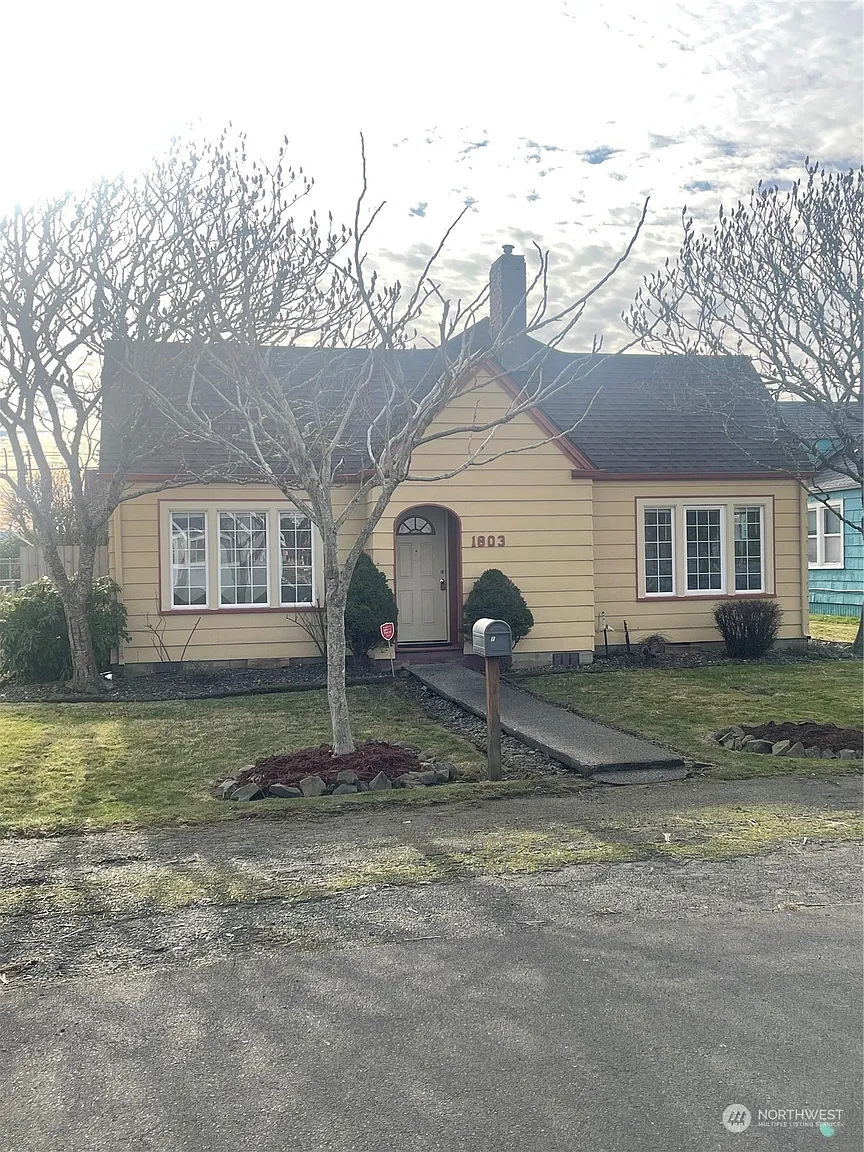 1803 Aberdeen Avenue photo 1