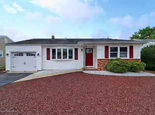 6 Harmony Rd, Toms River, NJ 08757