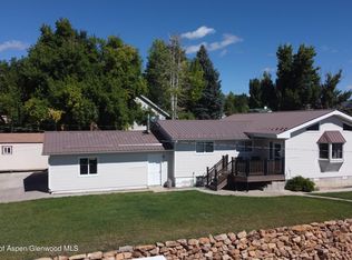 259 Hill St, Meeker, CO 81641