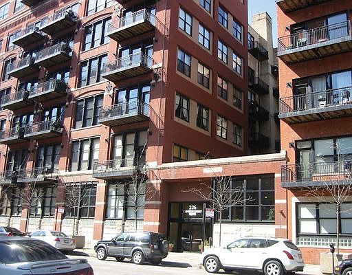 Fabulous 1 Bedroom Loft at Clinton St. Lofts!