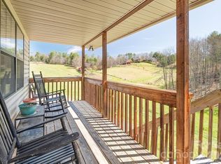 216 Pickens Rd, Weaverville, NC 28787