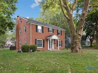 2222 Talmadge Rd, Ottawa Hills, OH 43606