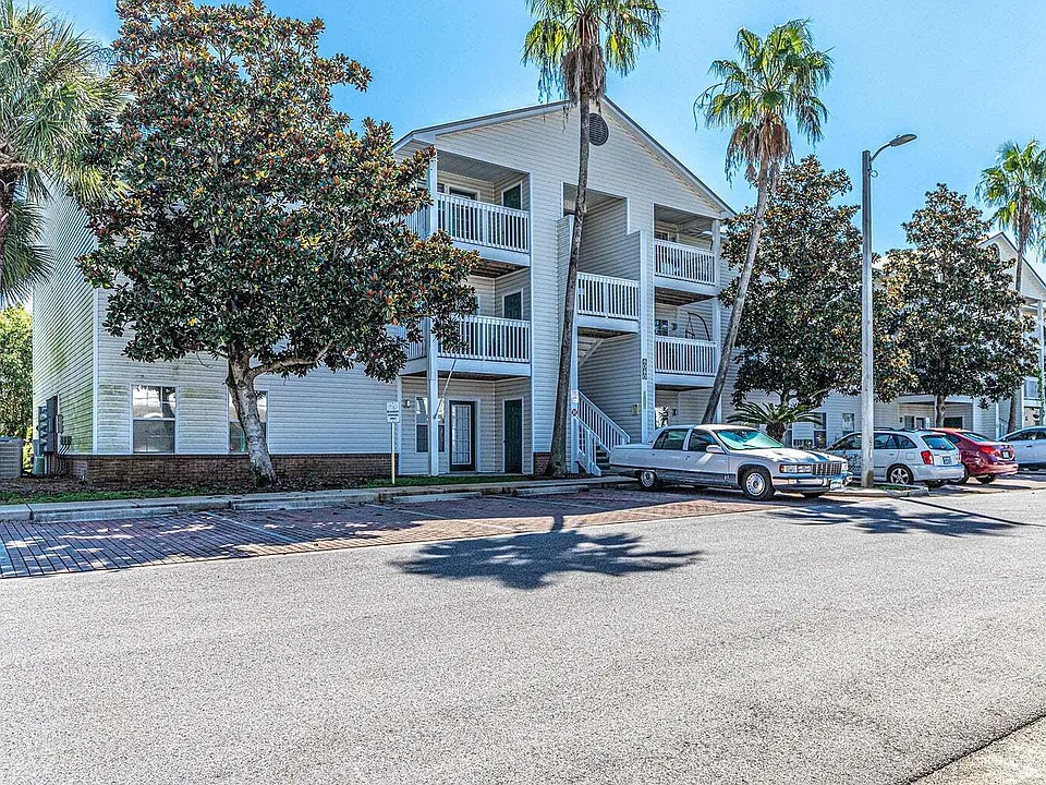 4040 Dancing Cloud Ct #321
