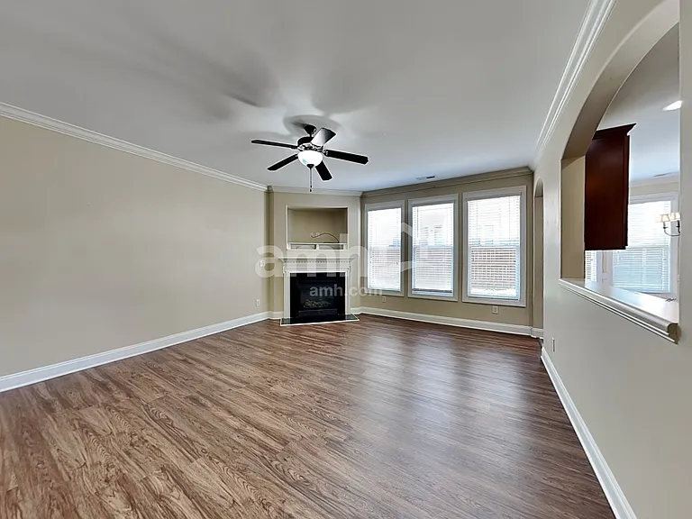 518 Dawley Dr — Photo 8
