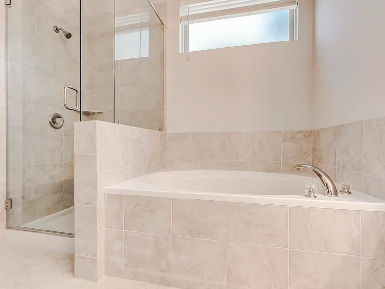 425 Arrowhead Vine St — Photo 20