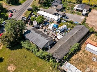 12327 Aqueduct Dr E, Tacoma, WA
