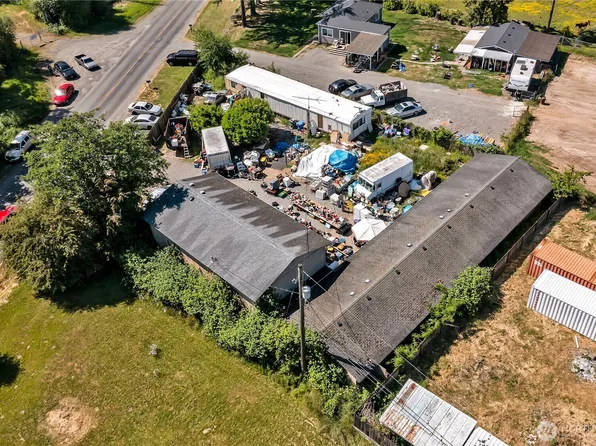 12327 Aqueduct Drive E, Tacoma, WA 98445
