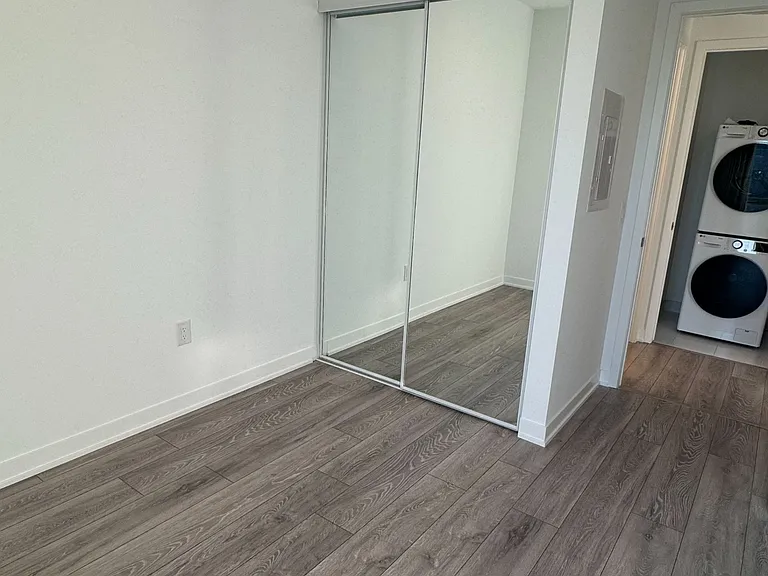 10 Oak St #1907 — Photo 21