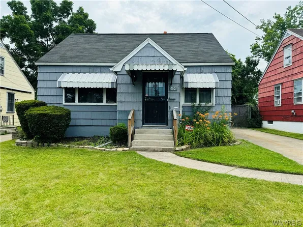 600 Moselle St, Buffalo, NY 14215