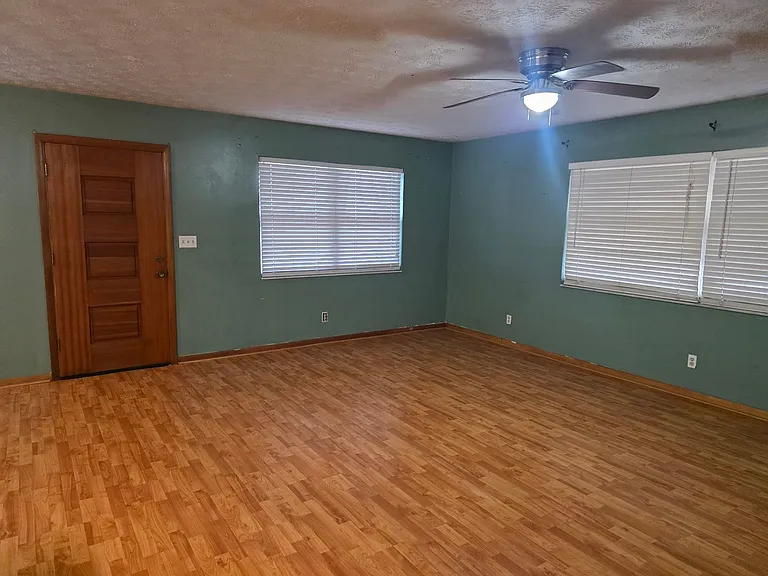 6312 Magnolia St — Photo 9