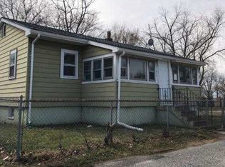 121 Magnolia St, Carneys Pt, NJ 08069