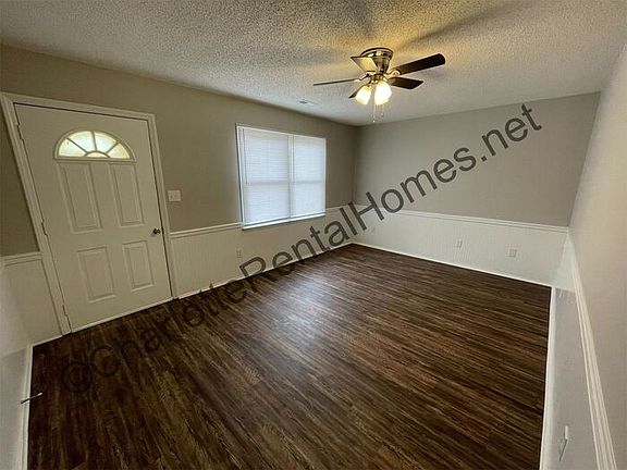 3rd image of 615 S 11th St