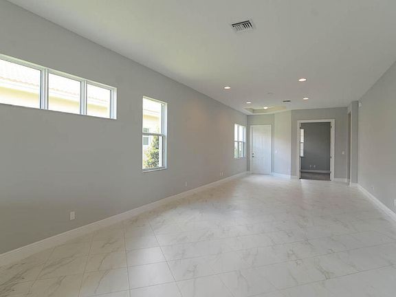 4th image of 19036 SW Positano Way