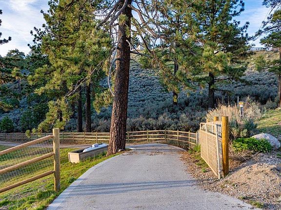 5th image of 26820 Stirrup Way