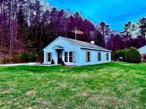 12 Fox Den Rd #14C, Hartland, VT 05048