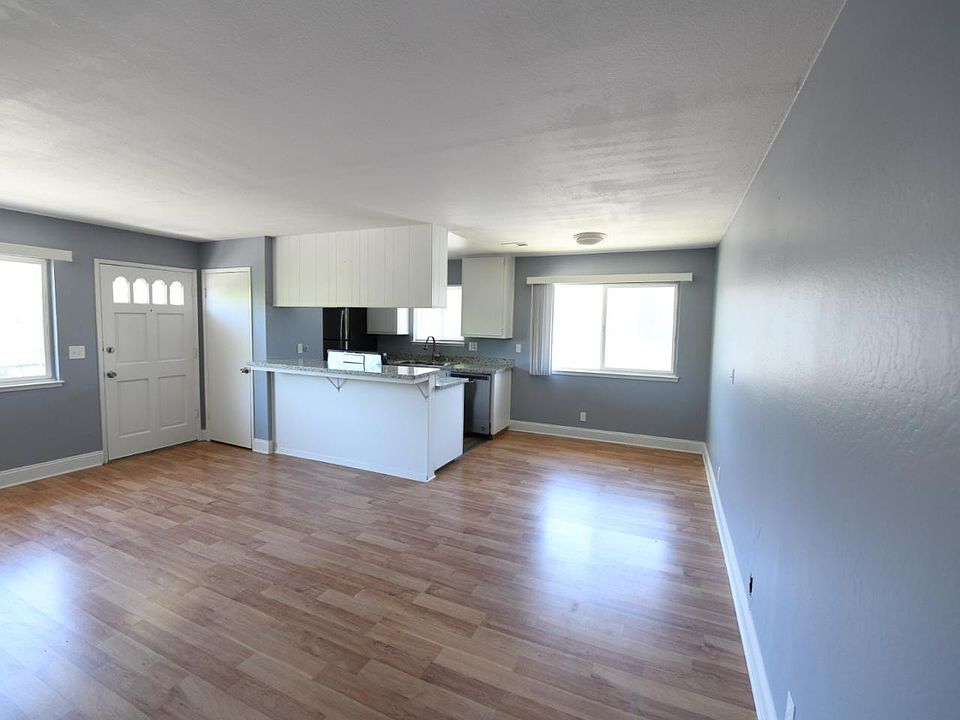 1st image of 5485 Tradewinds Walkway APT 4
