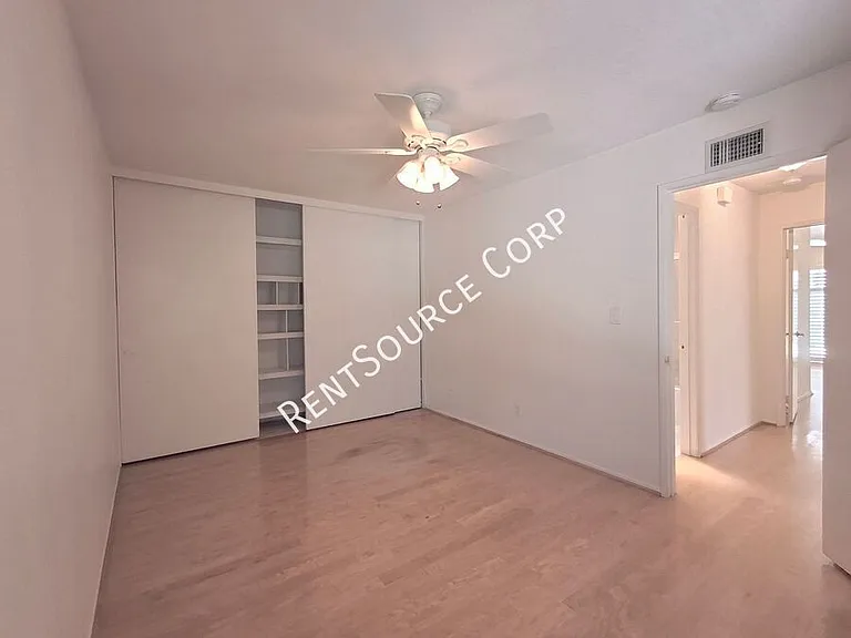 26102 Alejandro Dr — Photo 9