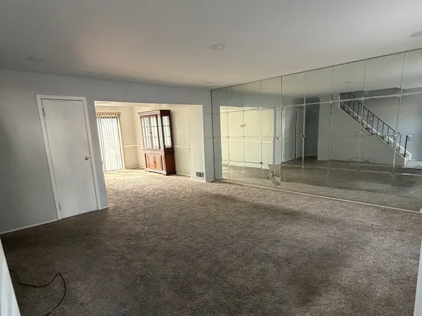 361 Dartmouth Ct, Bensalem, PA 19020