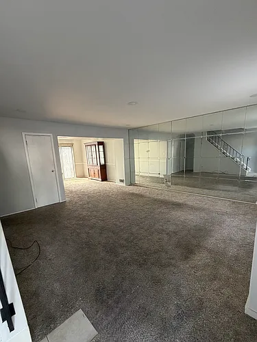 361 Dartmouth Ct Photo 1