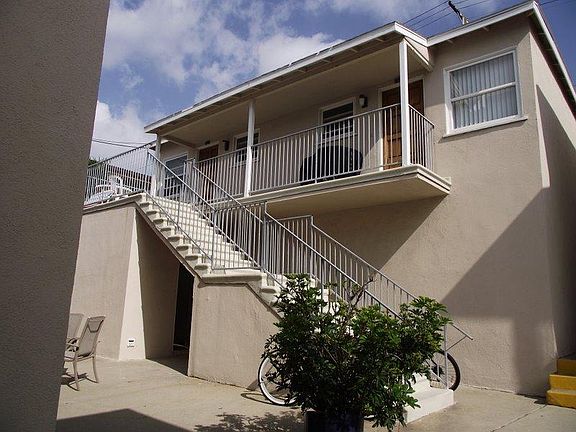 3rd image of 616 Hermosa Ave #616
