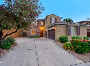 3985 E Hummingbird Ln, Phoenix, AZ 85050