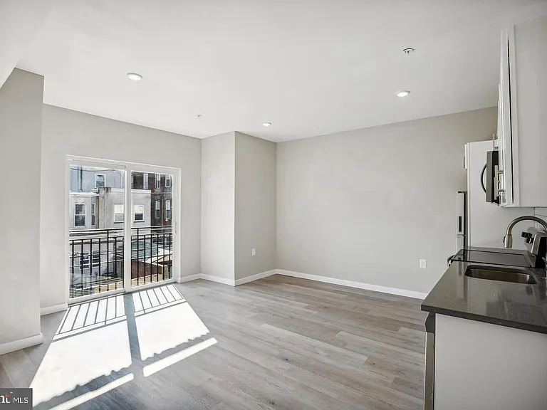 2243 N Broad St #2F — Photo 2