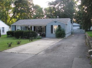 1021 S Harrison St, Batavia, IL 60510